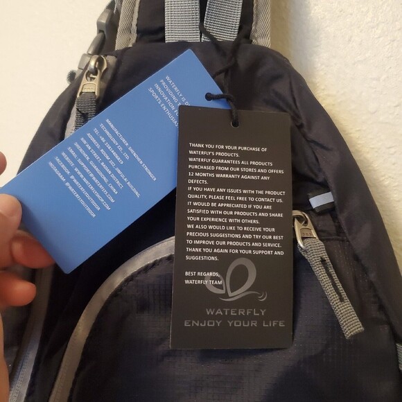 Waterfly Sling Pack - Black Gray Adjustable Strap Pockets Zippered NWT - Picture 9 of 16